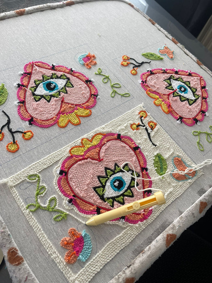 Handmade Clutch Tasche Punch needle Technick